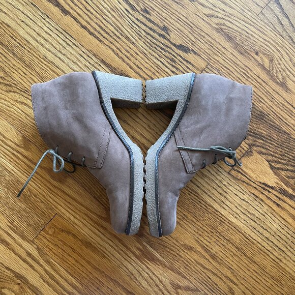 Italian Tan Suede Booties Size EU 37 - Picture 1 of 5